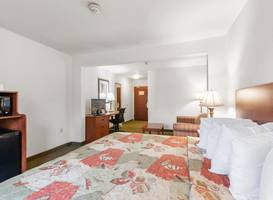 Jameson Inn & Suites Newport News 
