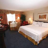 Point Plaza Suites at City Center 