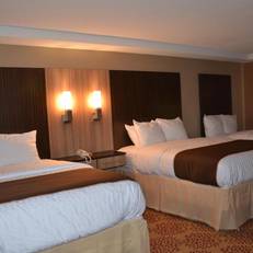 Aashram Hotel by Niagara River 