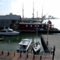 Harbor House Hotel and Marina 