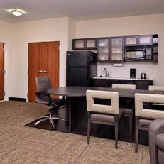 Candlewood Suites Terre Haute 