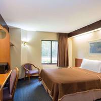 Travelodge Fort Myers Airport 