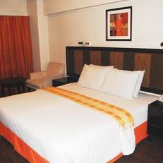 Baguio Burnham Suites Hotel 