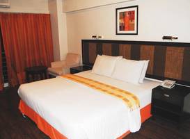 Baguio Burnham Suites Hotel 