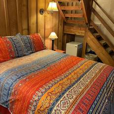 The Viking Lodge & Ski Shop 