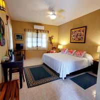Casa Quetzal Boutique Hotel 