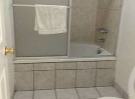 Colonial Pool & Spa Motel 