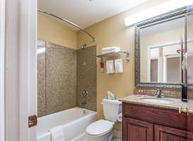 Berkshire Inn and Suites 