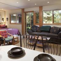 Laurelwood Condominiums 
