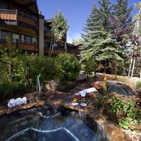 Laurelwood Condominiums 