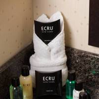 The Oaks Hotel & Suites 