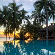 Anda White Beach Resort 