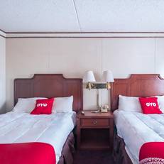 Windmill Inn & Suites 