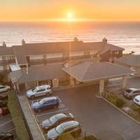 Nordic Oceanfront Inn 
