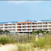La Mer Beachfront Inn 