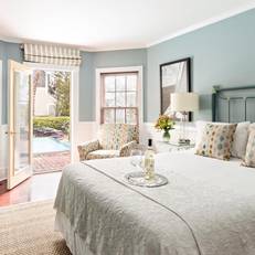 Brass Key Guesthouse 