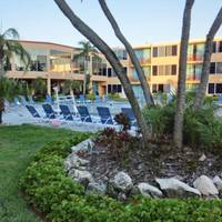 Dolphin Beach Resort 
