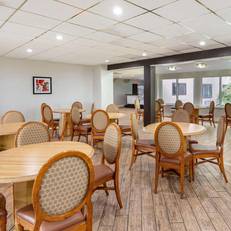 Madison Suites Hotel 
