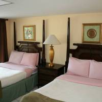 Hidden Harbor Suites 