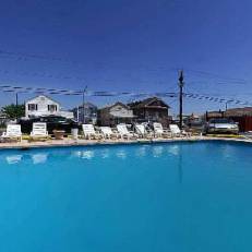 Skyview Manor Motel 