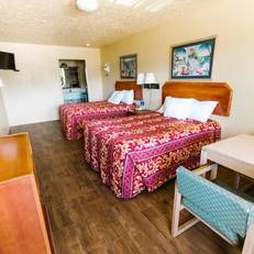 Summer Breeze Motel 