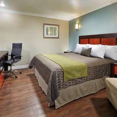 American Inn Downey 