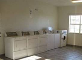 Home Suites Winnie 