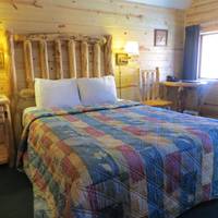 Cabins of Mackinaw 