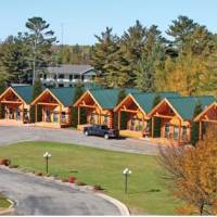 Cabins of Mackinaw 