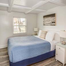 Cannon Beach Hotel 