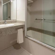 Mendes Plaza Hotel 