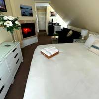 Lotus Guest House 