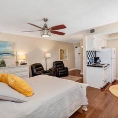 Gulf Winds Resort 