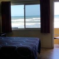 Driftwood Beach Motel