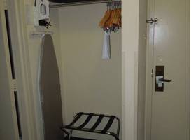 Breckinridge Inn 
