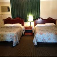 Deluxe Inn Motel 