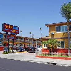 Sea Breeze Inn 