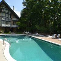 Chalet Inn
