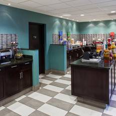Hampton Inn & Suites Toronto Airport Ontario
