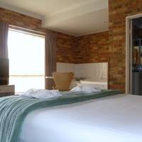 Mollymook Surfbeach Motel & Apartments