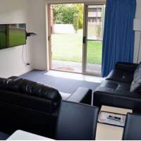 Arkana Motor Inn & Terrace Apartments