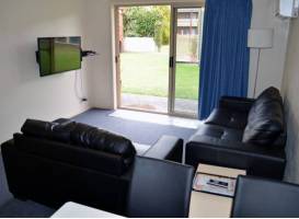 Arkana Motor Inn & Terrace Apartments