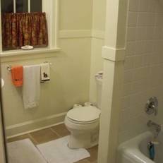 Charm of Qualicum Bed and Breakfast