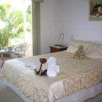 Alexander Lakeside Bed & Breakfast