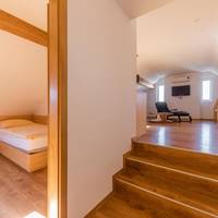 Guesthouse and Restaurant Kunstelj