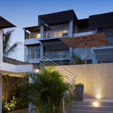 Plage Bleue Beachfront Apartments