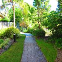 Byron Lakeside Holiday Apartments