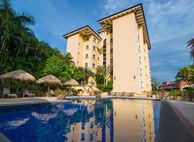 Apartotel & Suites Villas del Rio