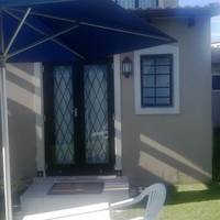 Santini Lace Self Catering Unit
