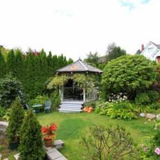 Crystal's View Bed & Breakfast